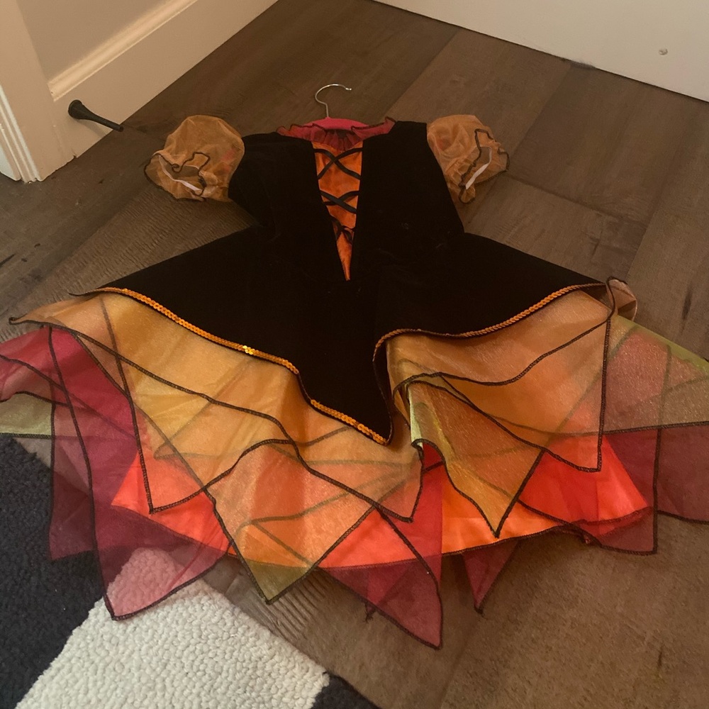 Witch costume